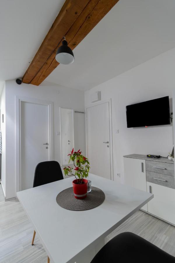 Hill Apartman - Maksimir Rebro Загреб Экстерьер фото